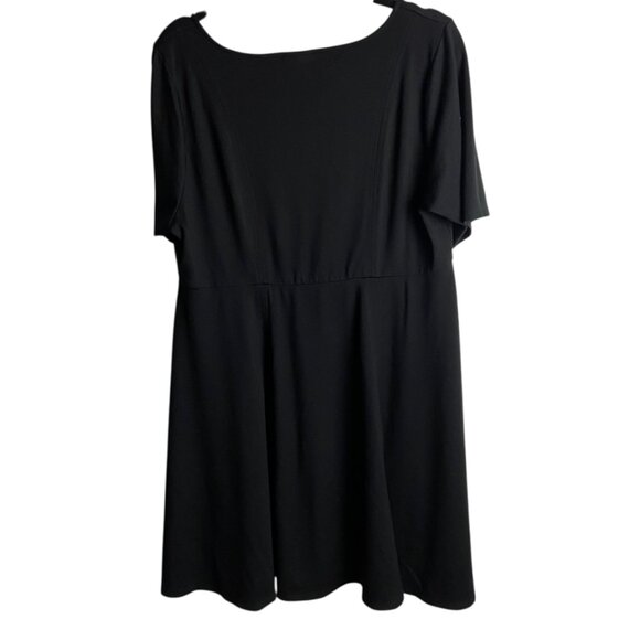 Torrid Size 1 Mini Ponte V-Neck Skater Dress Black Classic Basic 1X Casual Event - Picture 5 of 6